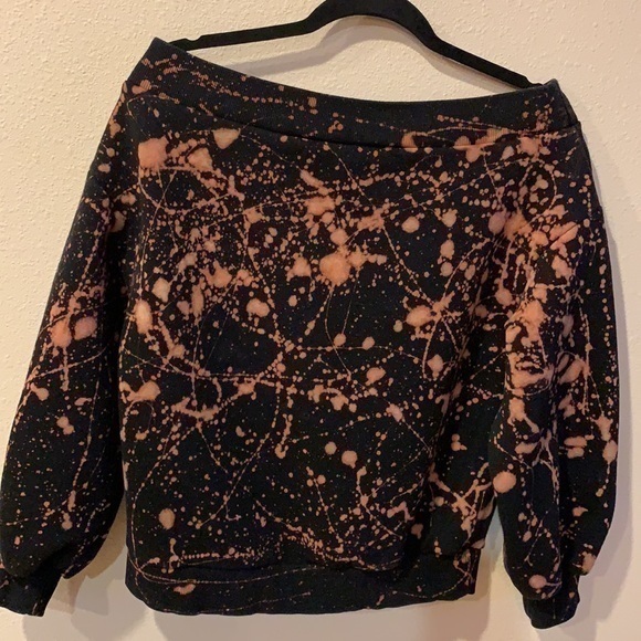 Custom Bleached Off Shoulder Cropped Sweatshirt reverse bleached dye - Picture 1 of 5